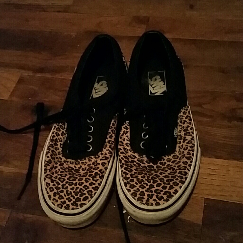Chettah print shoes