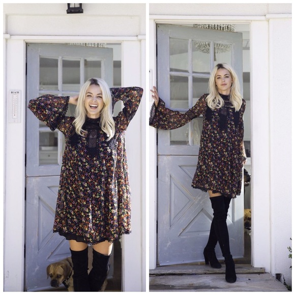 Anna Sui Pansy Floral Print Crinkle Chiffon Dress - Picture 3 of 8