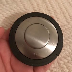 Becca Champagne Pop Highlighter