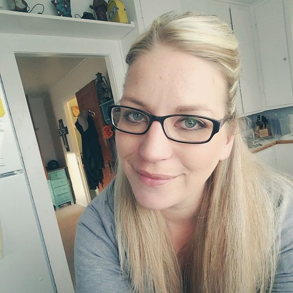 Meet your Posher, Crystal - Picture 1 of 1