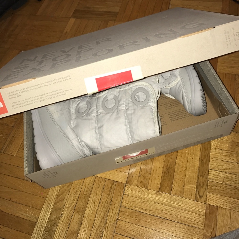 New The North Face Snow boots