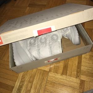 New The North Face Snow boots