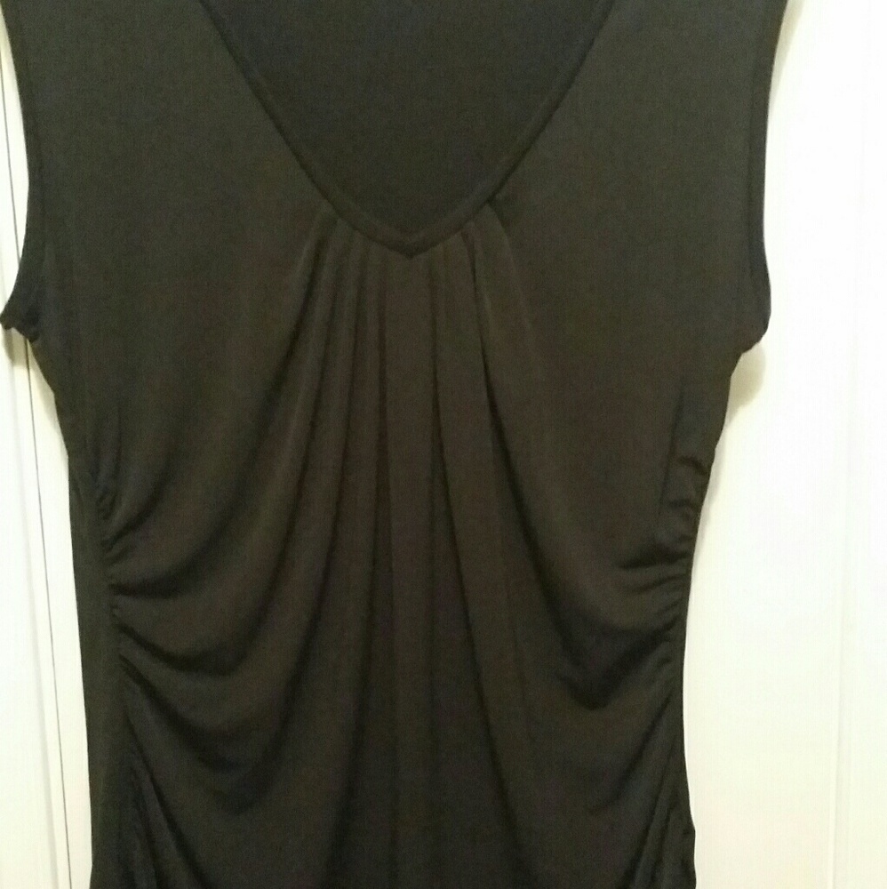 New York & Co black sleeveless V- Neck