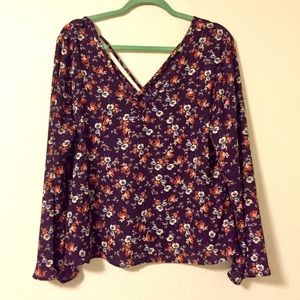 Floral bell sleeve blouse