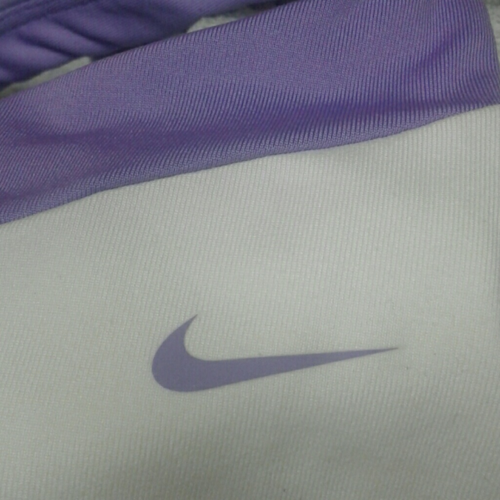 Key hole sports tank