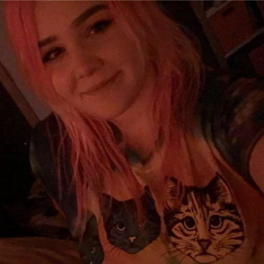 Meet your Posher, Lily