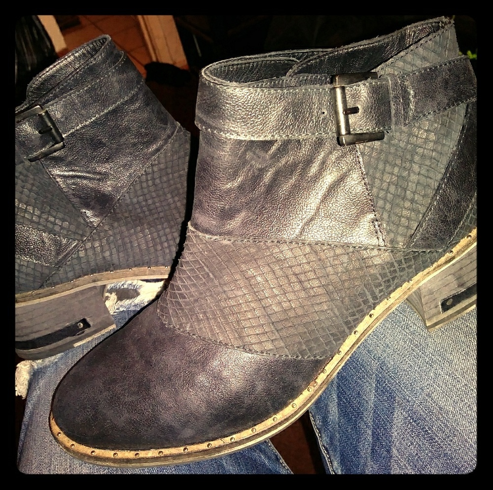 Freda Salvador Black snake skin ankle boots