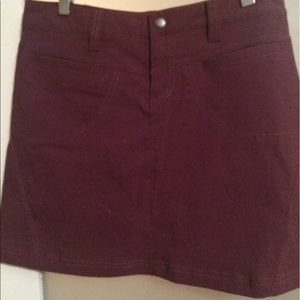 Athleta sport skirt with built in hidden shorts