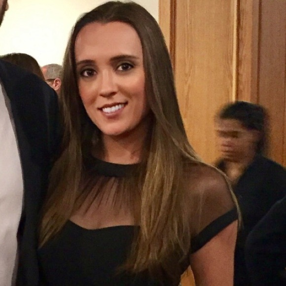 Meet your Posher, Deirdre - Picture 2 of 2