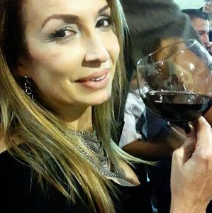 Meet your Posher, Catherine