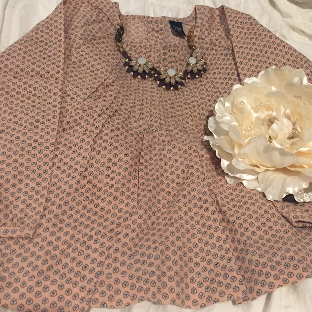 Baby Gap adorable pleated top