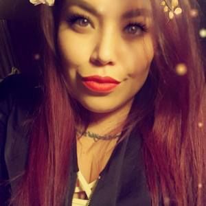 Meet your Posher, Alicia