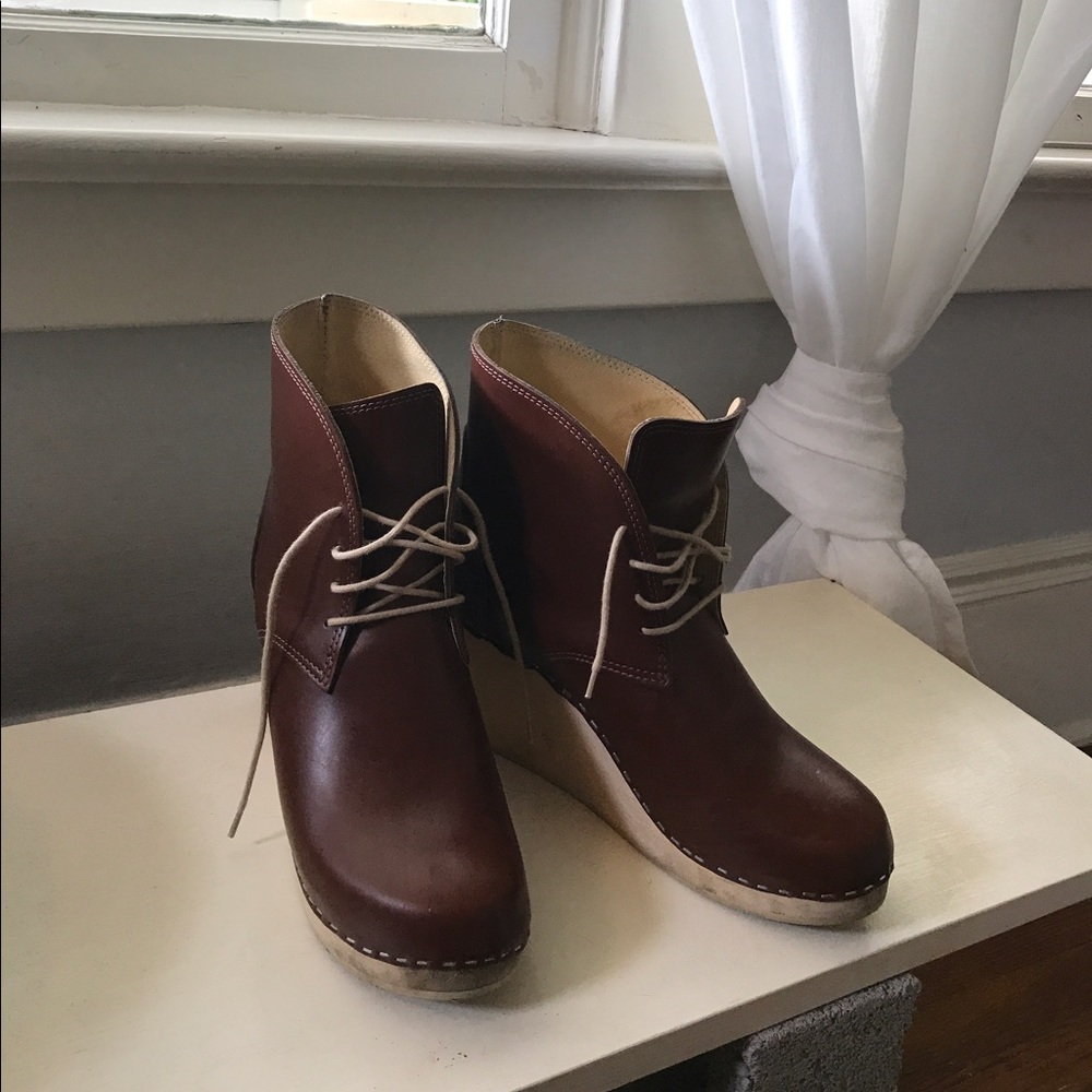 Maguba leather clog booties