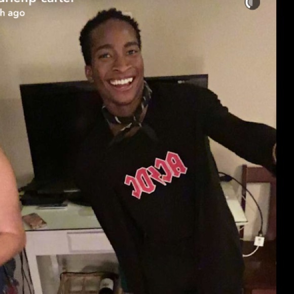 AC⚡️DC Sleeveless Zara T-shirt 😝 - Picture 2 of 5