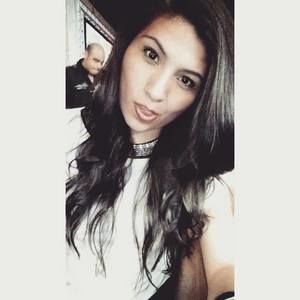 Meet your Posher, Eva