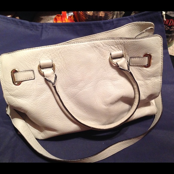 Michael Kors - Picture 3 of 7