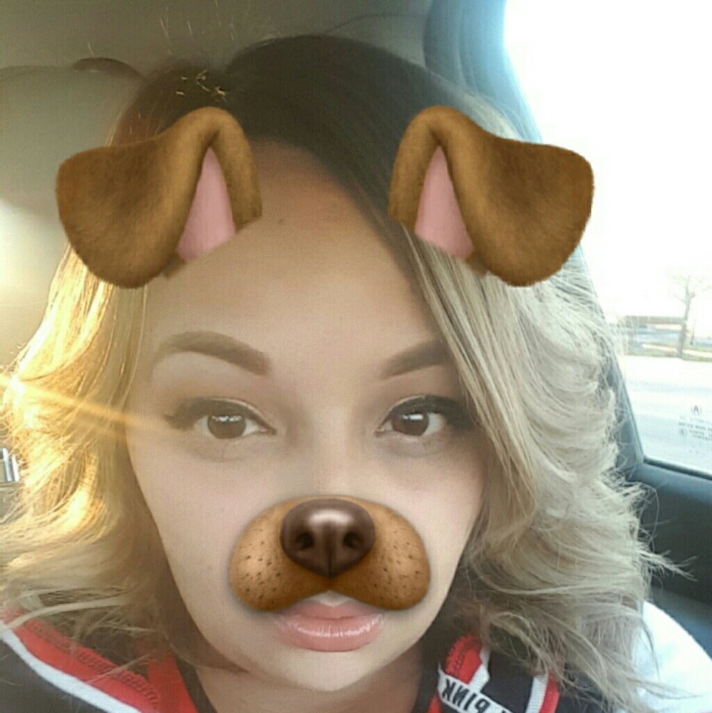 Meet your Posher, Danielle