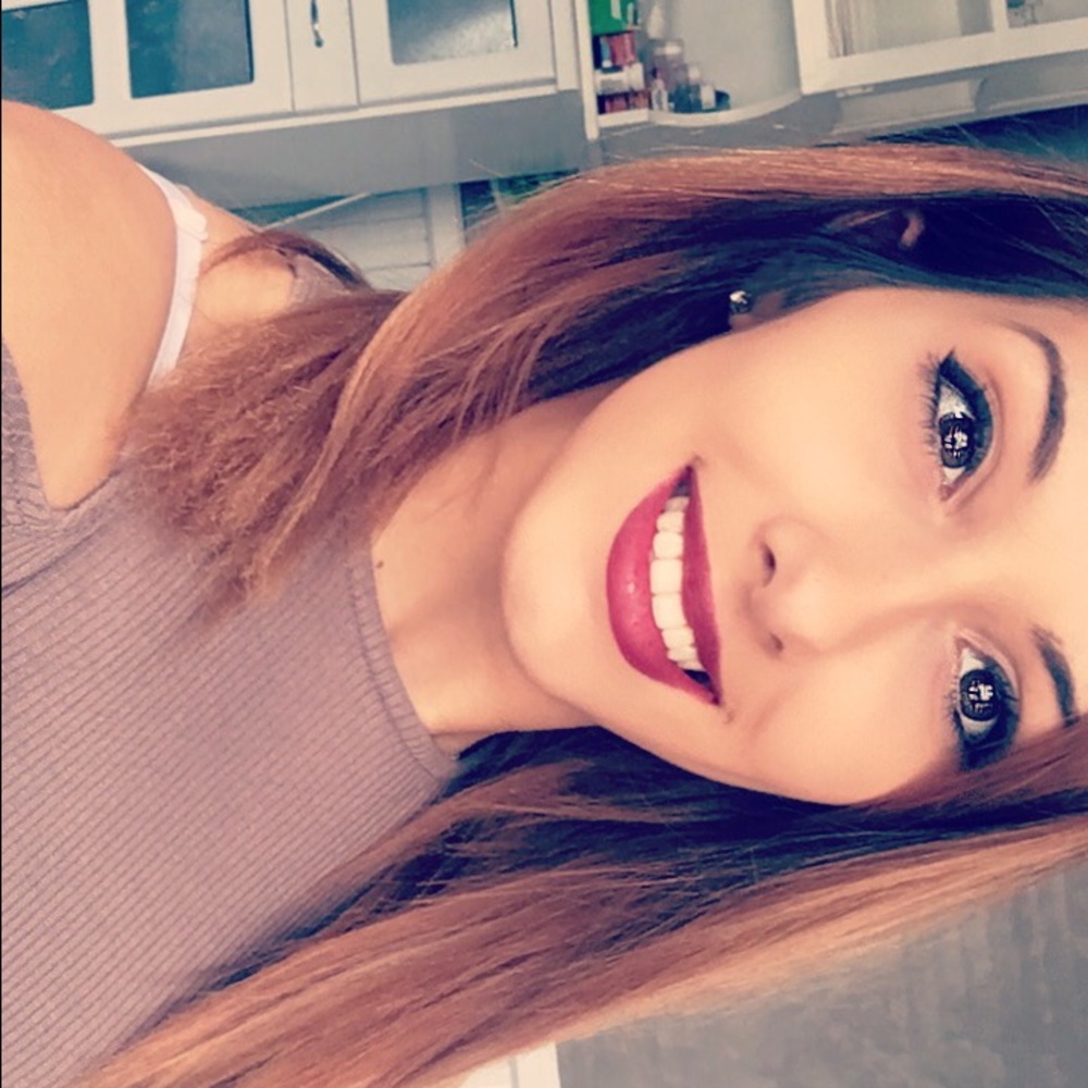 Meet your Posher, Katelin