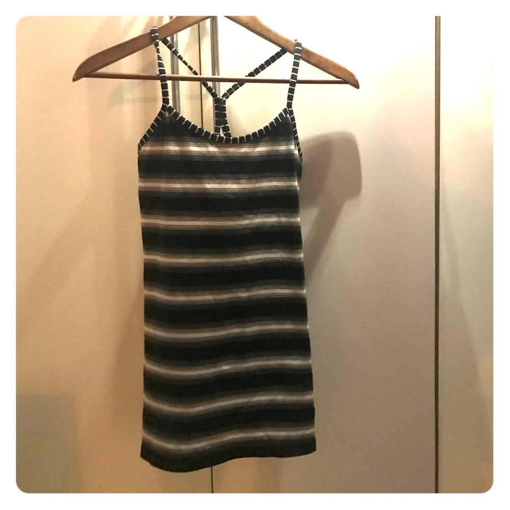 Lululemon power v tank