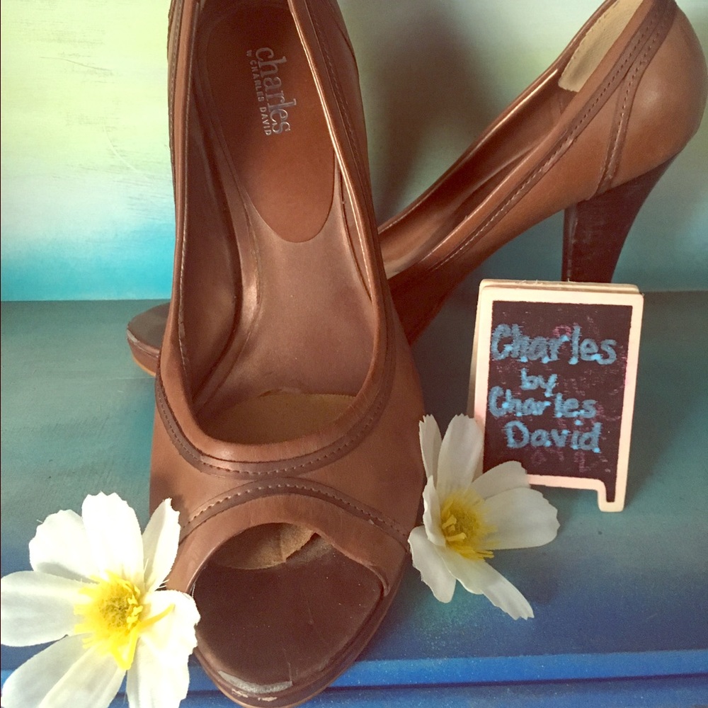Women's shoes