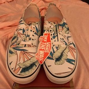 🌸 BNWT Tropical Leaves Authentic Vans 🌸