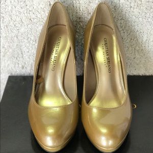 Gold Pumps