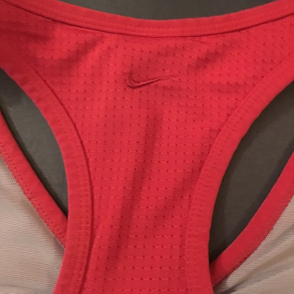 Nike tank - Picture 3 of 3