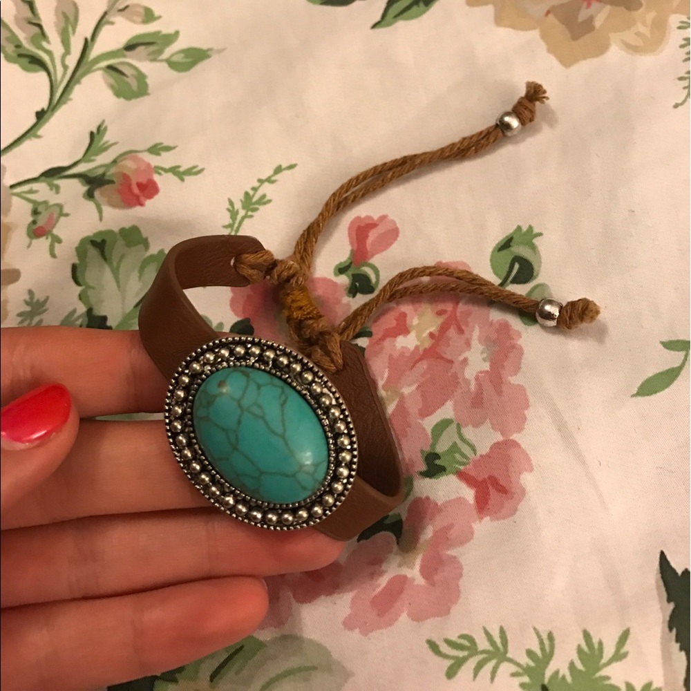Adjustable Turquoise Leather Bracelet