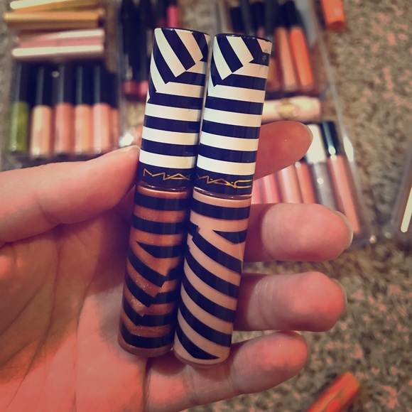 Duo of Mac Lipglasses - Picture 1 of 2