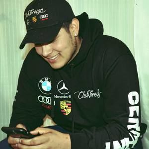 Meet your Posher, Raul