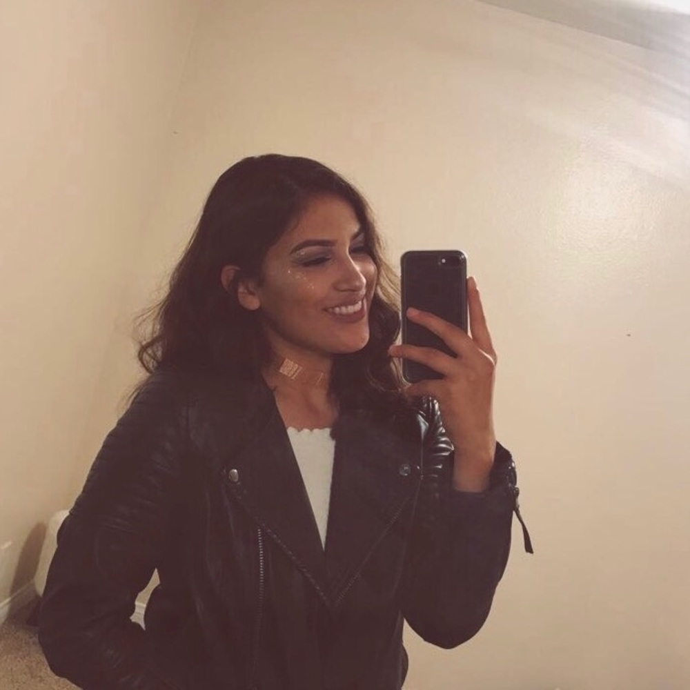 Meet your Posher, Lauren