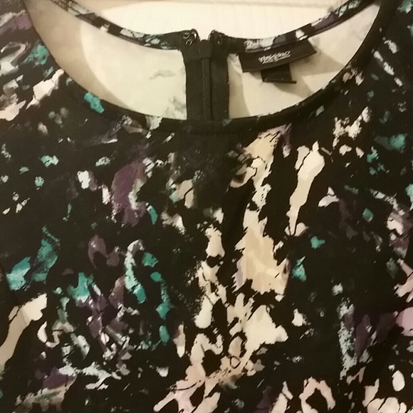 Multi Colored Sleeveless Dress - Re poshing - Picture 2 of 2