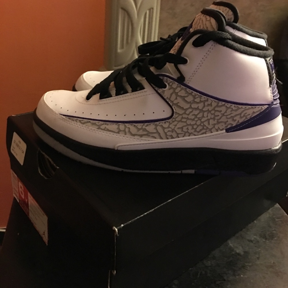 Jordan Retro 2