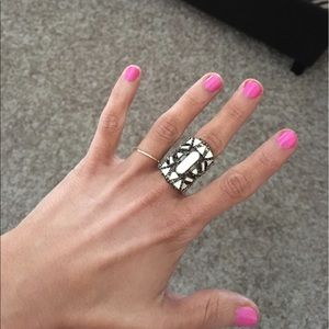 Stylish Boho-chic ring-NWT Ivory and gold *size 6