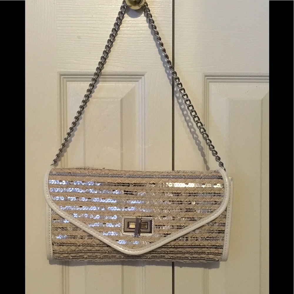 Cute Spring/Summer Purse/Clutch  W/Silver Sequins