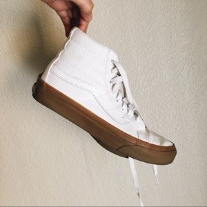 white gum bottom vans