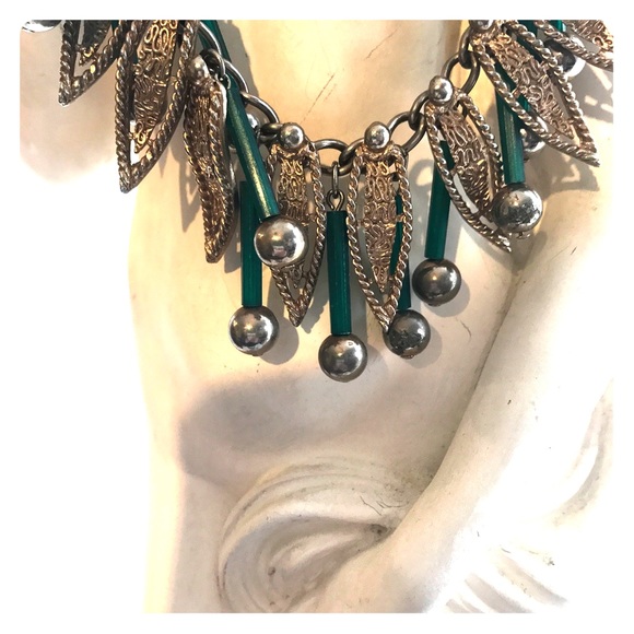 Vintage elegant and edgy choker - Picture 2 of 4