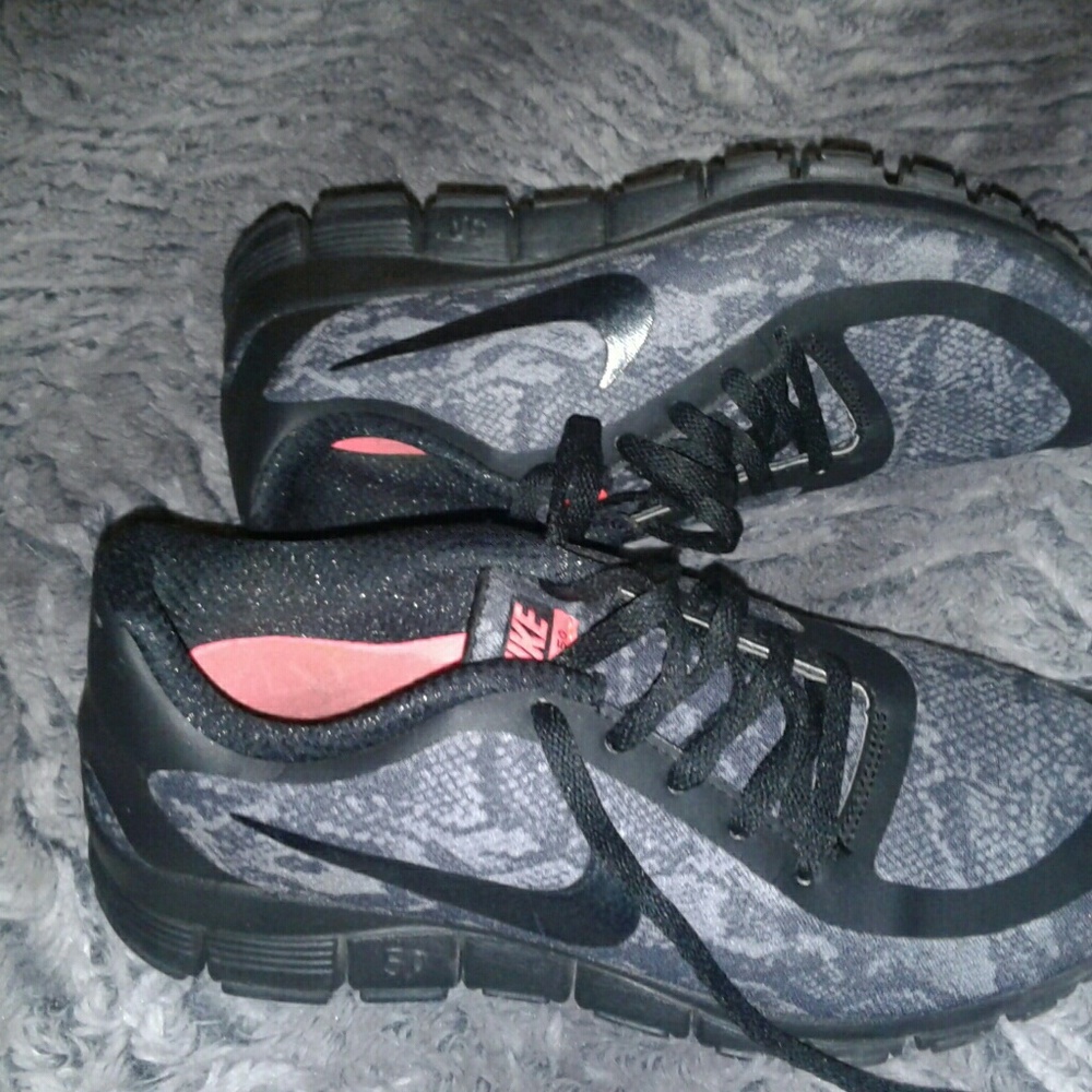 Nike 5.0 running shoes