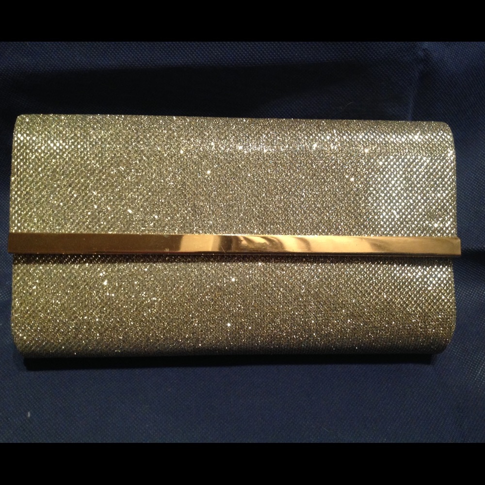 Gold clutch