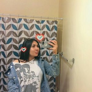 Meet your Posher, Viri