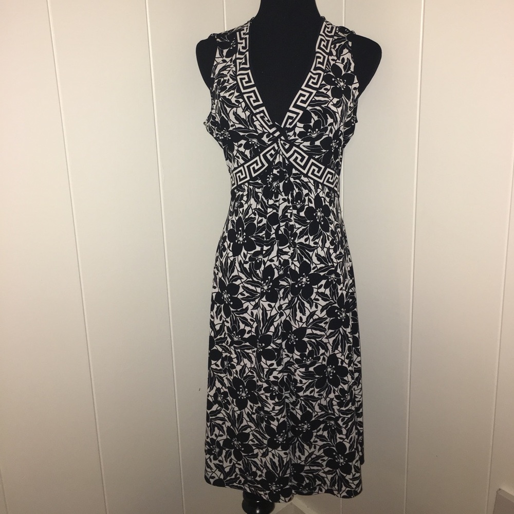 Black and white Apt 9 dress