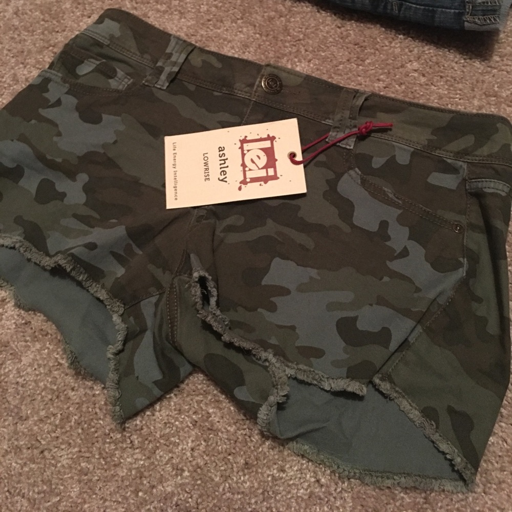 Camouflage shorts