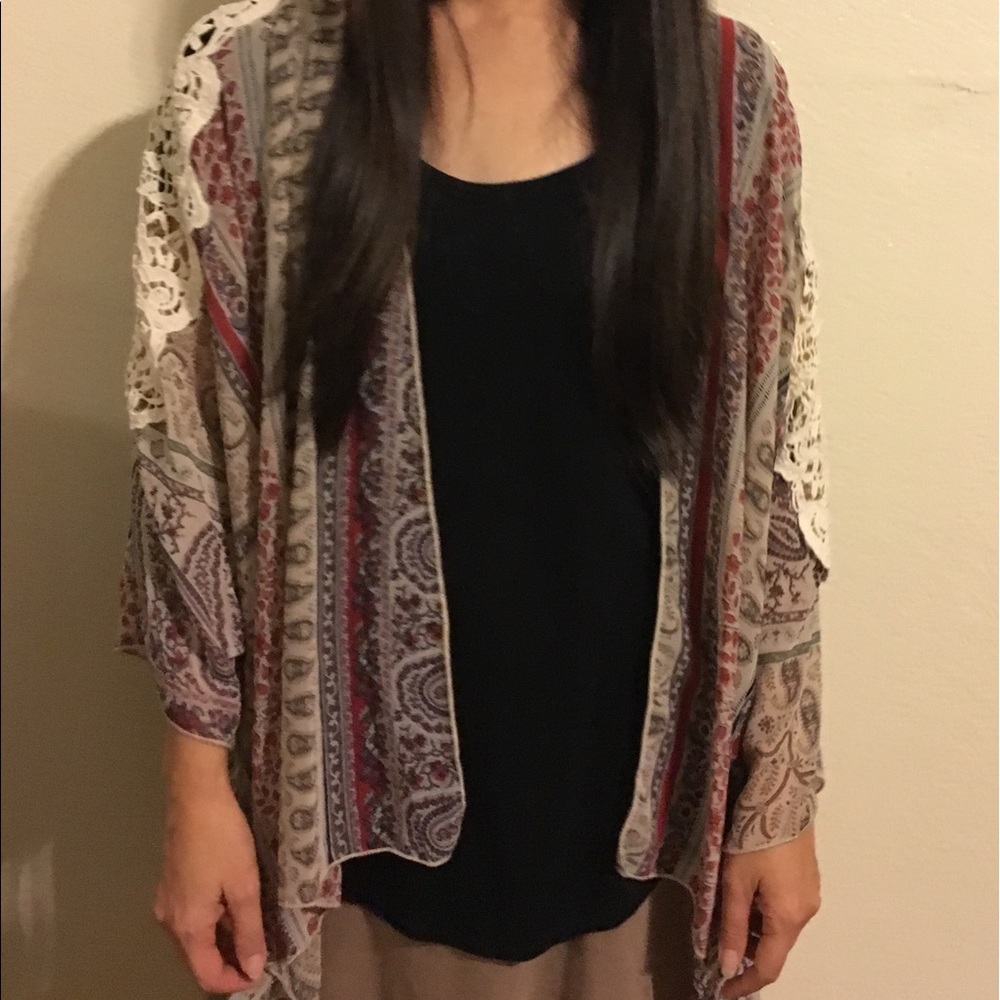 ❤️ SALE ❤️ Colorful Kimono top with crochet