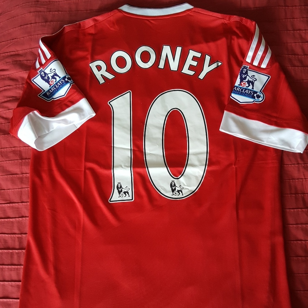 Manchester United Jersey name set ROONEY