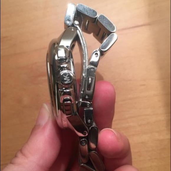 MICHAEL KORS Oversize Bradshaw Silver-Tone Watch