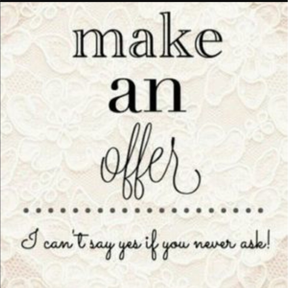 MAKE AN OFFER 💋