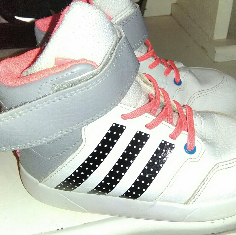 Unisex toddler size 9