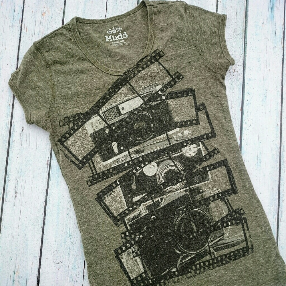 Camera Tee