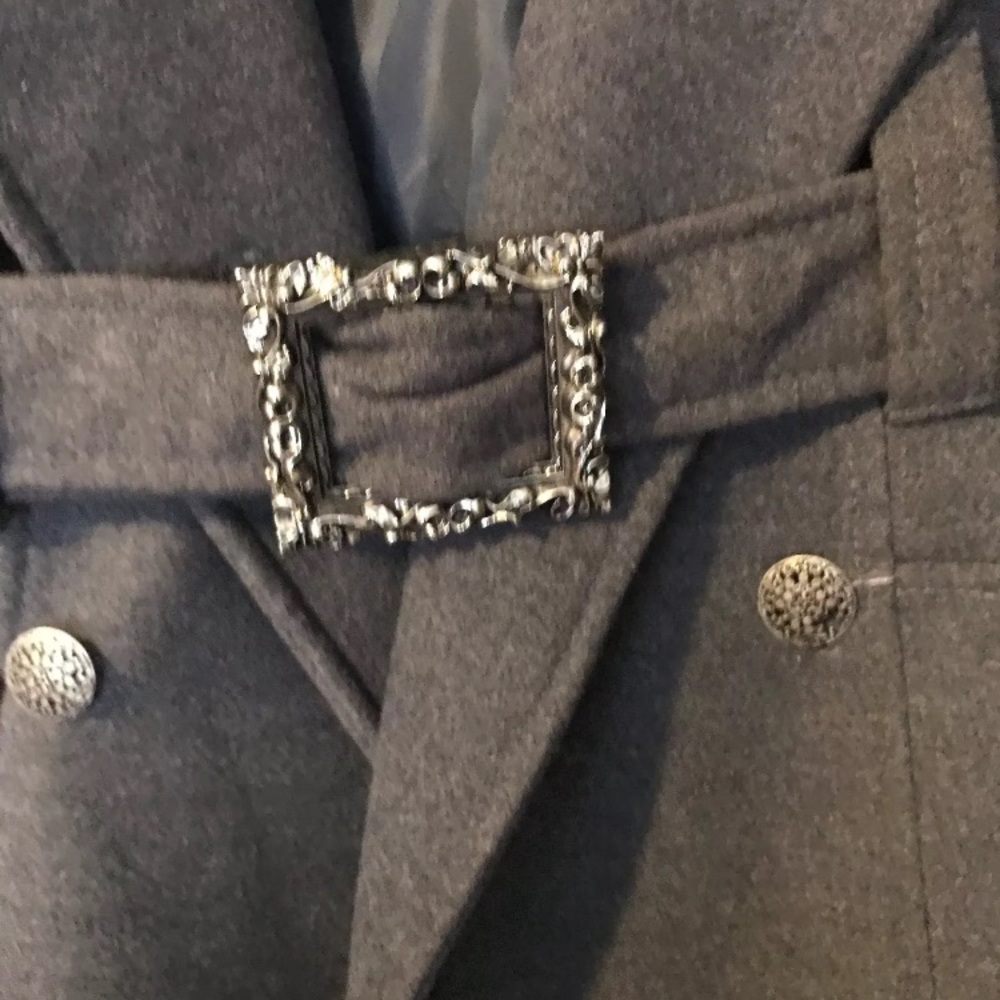 Coat - Picture 2 of 3