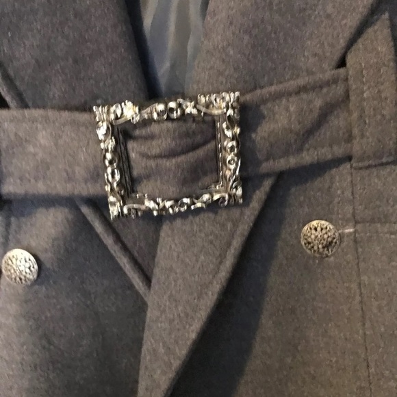 Coat - Picture 2 of 3